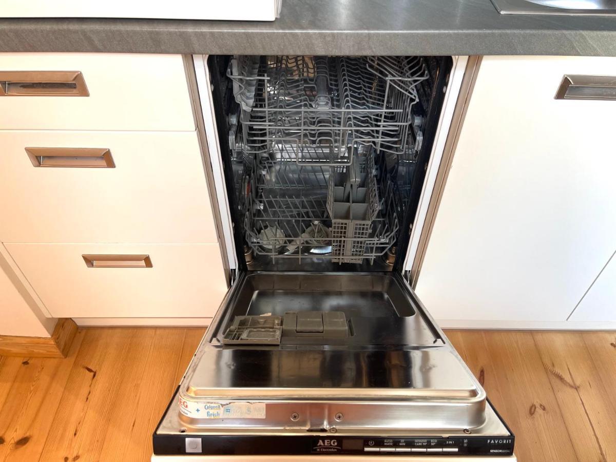 Cozy Home Matisa Apartment, Free Parking, Self Check-In Riga Luaran gambar